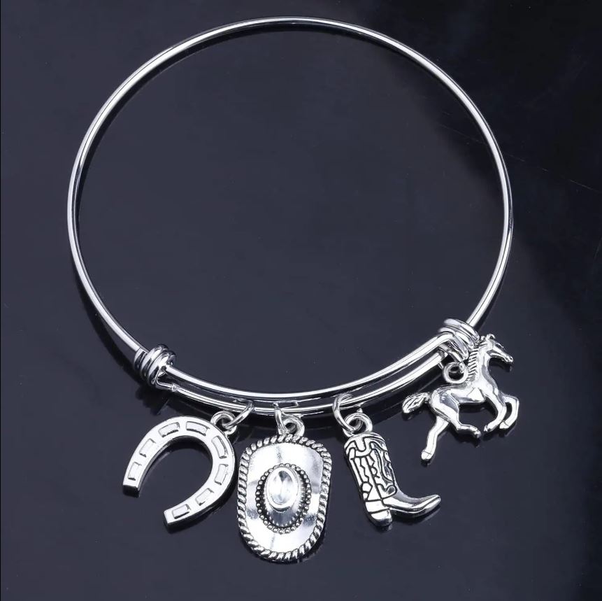 PULSERA ACERO VAQUERA CON CHARMS BOTA, SOMBRERO, HERRADURA