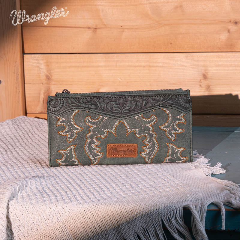 Cartera Wrangler Verde Olivo Tipo Bota WG145-212GN