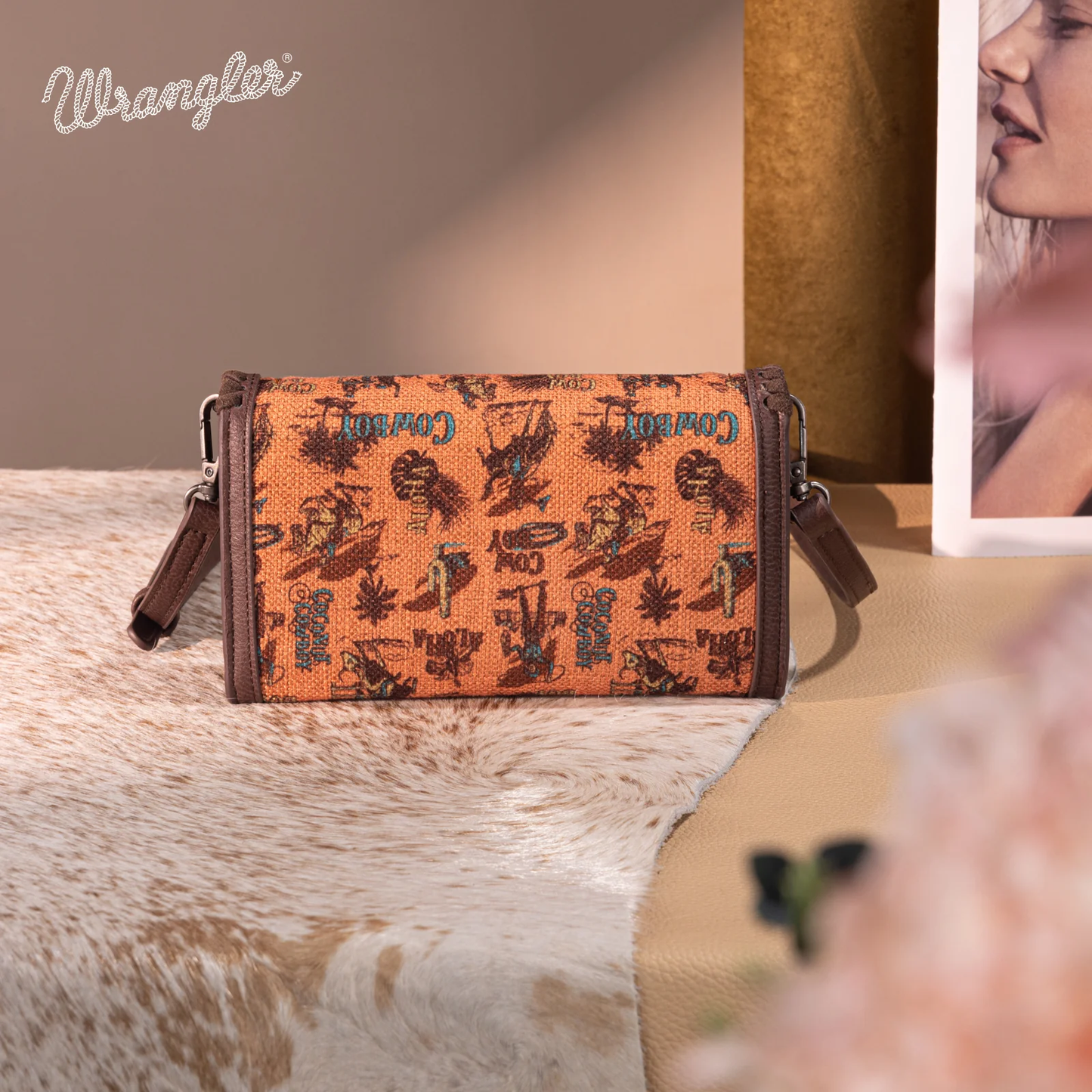 Bolso Cartera Crossbody Wrangler Vintage Café WG60-1812DBR