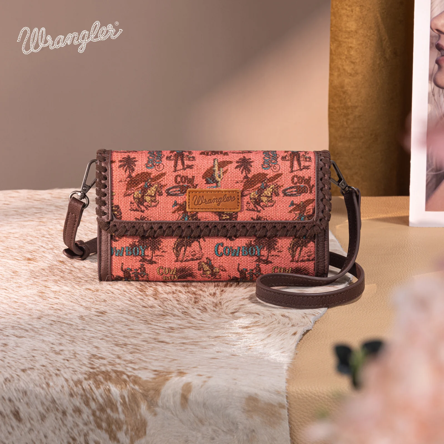 Bolso Cartera Crossbody Wrangler Vintage Rosa WG60-1812HPK