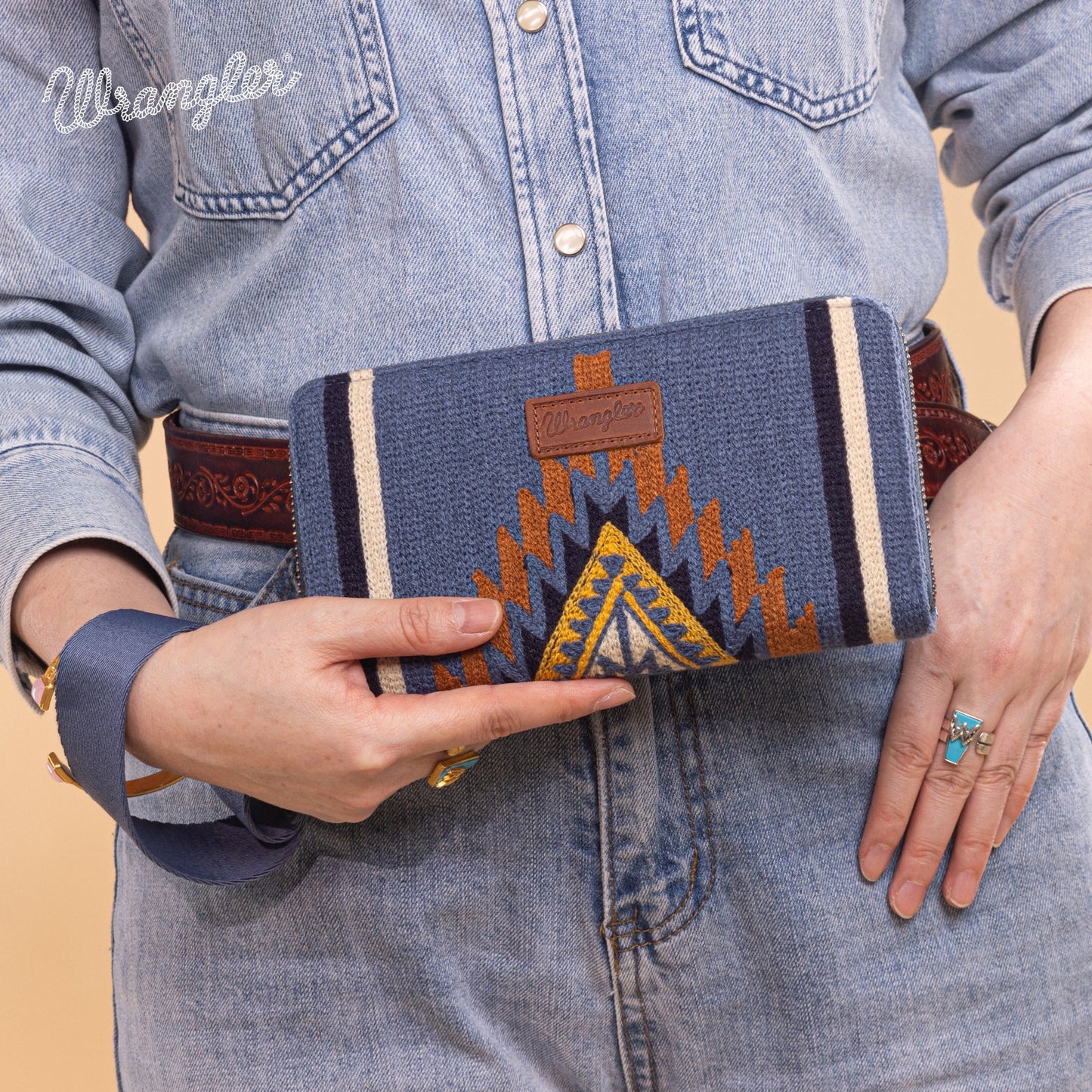 Cartera Wrangler Telar Azteca Azul Jeans WG174-W0062JN