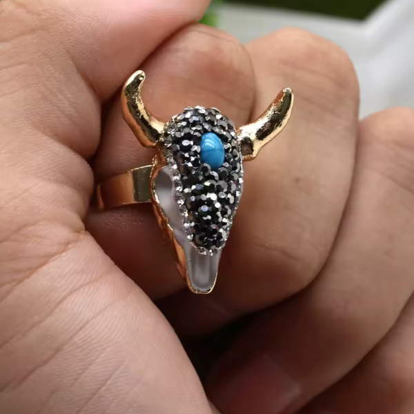 ANILLO TORO CHAPADO EN ORO 18 KILATES CON CRISTALES Y TURQUESA