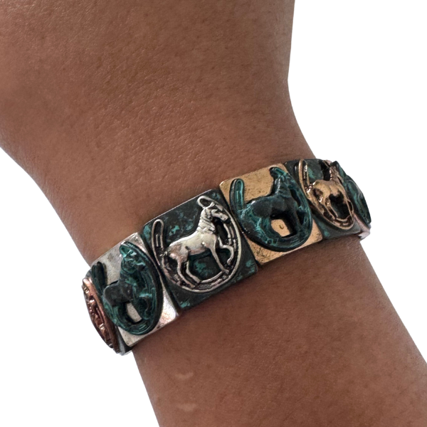 PULSERA BLOQUES RESORTE CABALLO CON HERRADURA MULTICOLOR