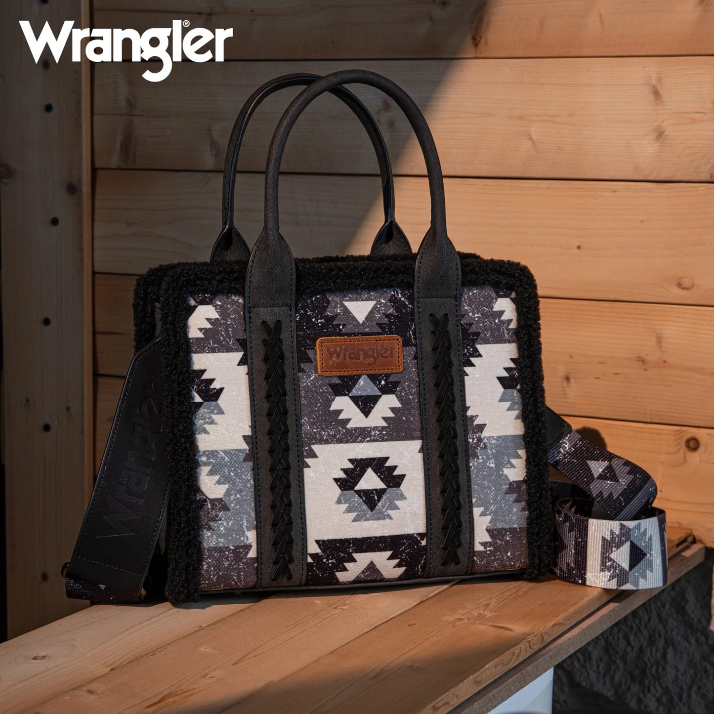 BOLSO WRANGLER TOTE BAG AZTECA NEGRA CON SHERPA WG166G-8120SBK