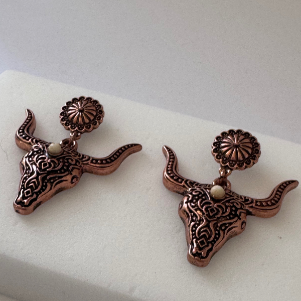 ARETES COLGANTES TORO CON PIEDRA