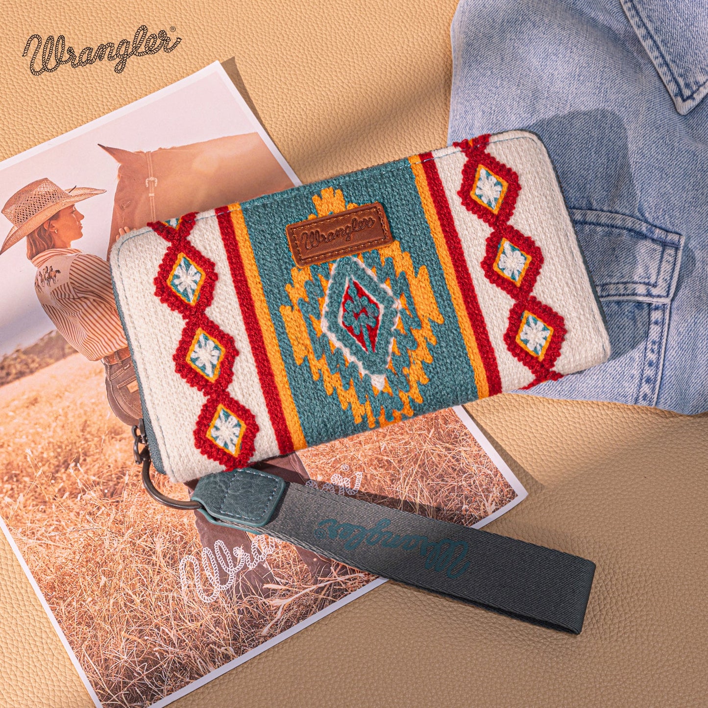 Cartera Wrangler Telar Azteca Beige con Azul WG174-W0062NY