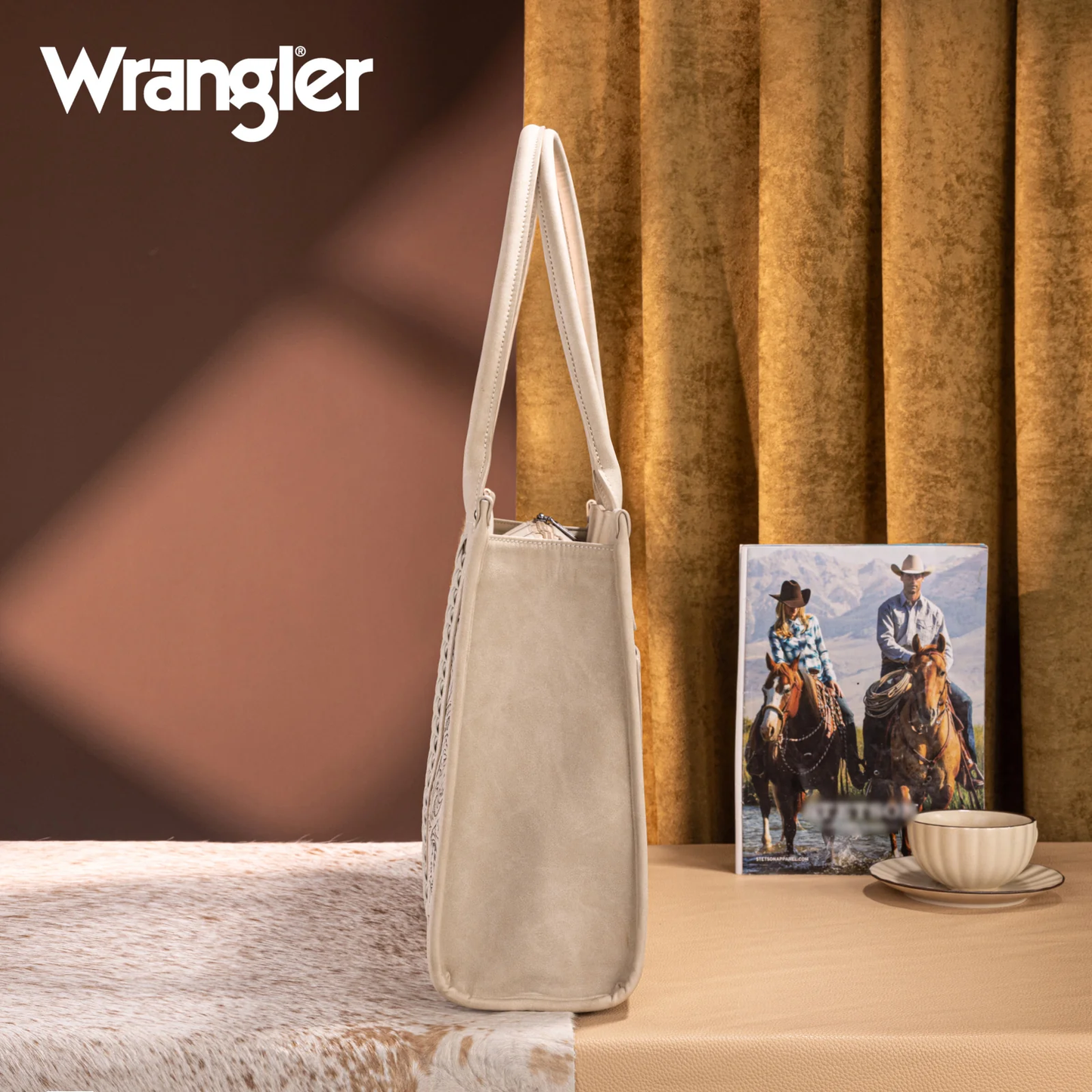 BOLSO WRANGLER GRANDE CINCELADA BEIGE WG226G-8119BG